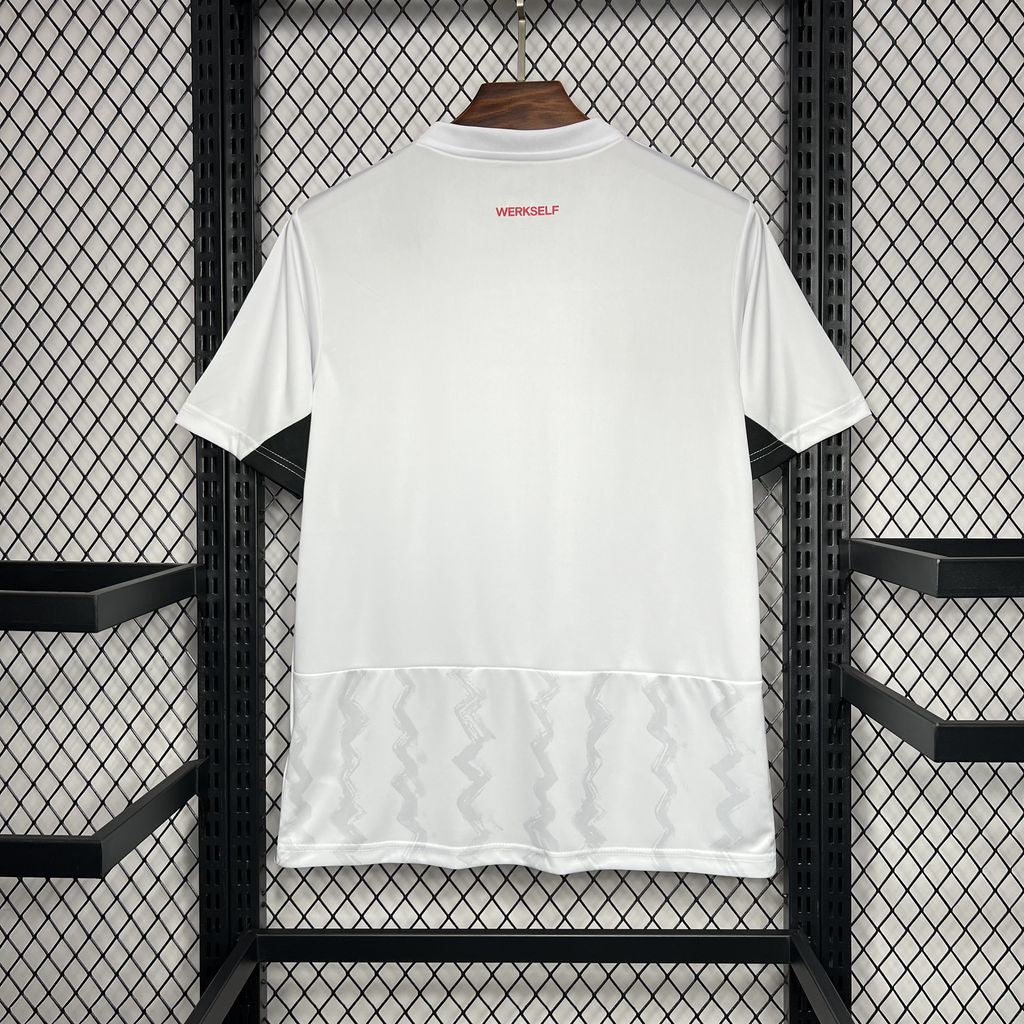 באייר לברקוזן חוץ 2024-25