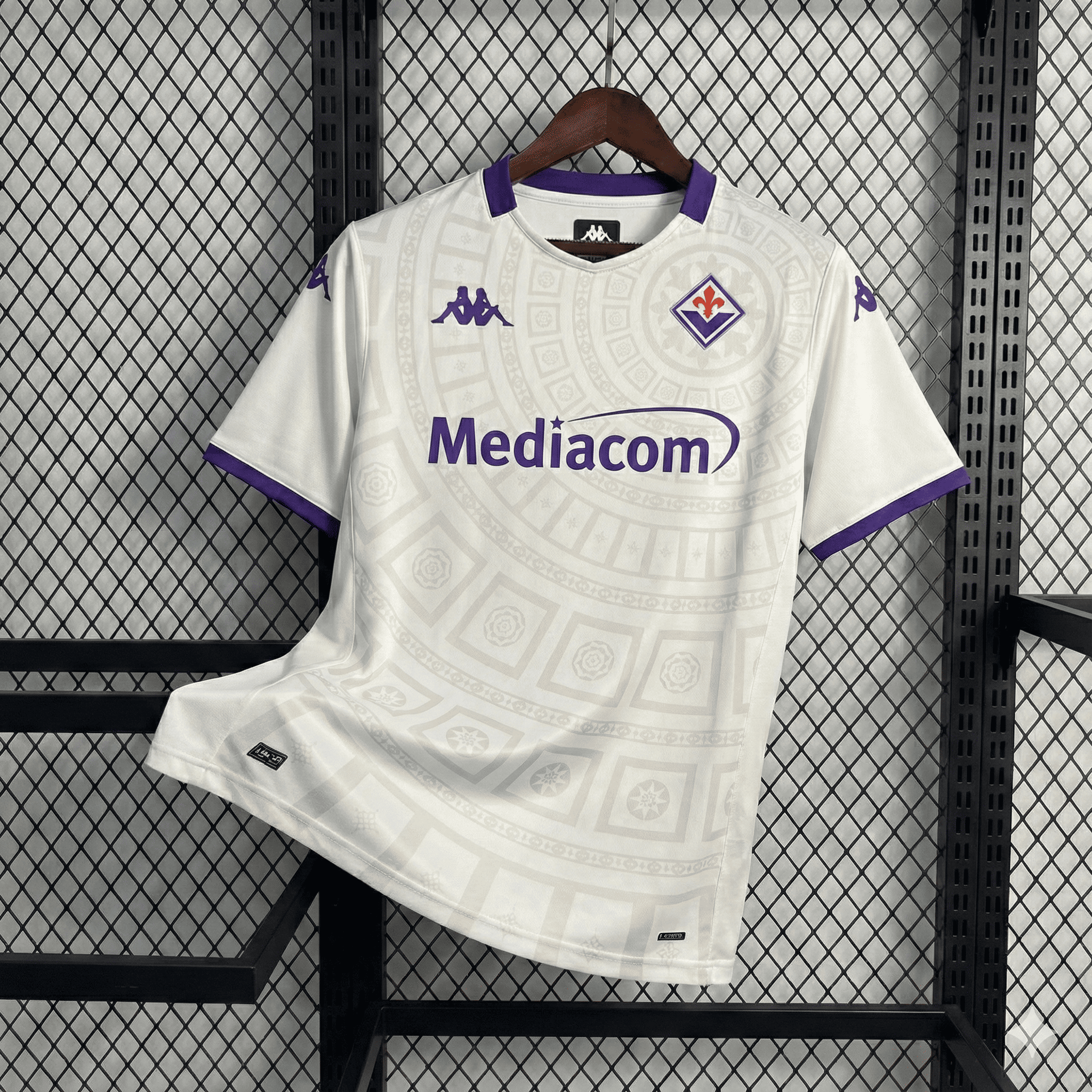 חולצת כדוגל פיורנטינה בית 2025/26 מנור סולומון