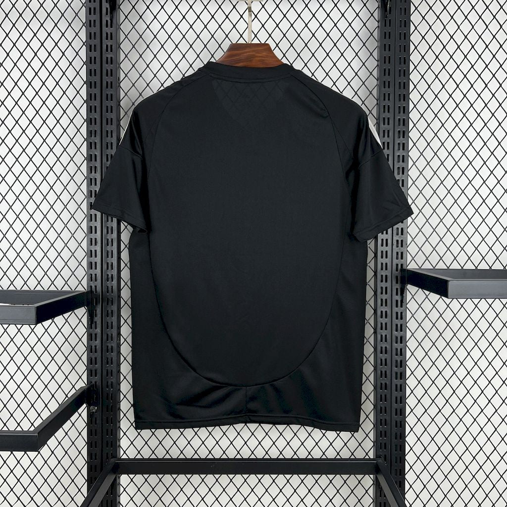 חולצת כדורגל שארלוט  2025/26 - אבדה